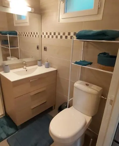 بيت ضيافة Le Jardin D Eau Lamothe-Montravel